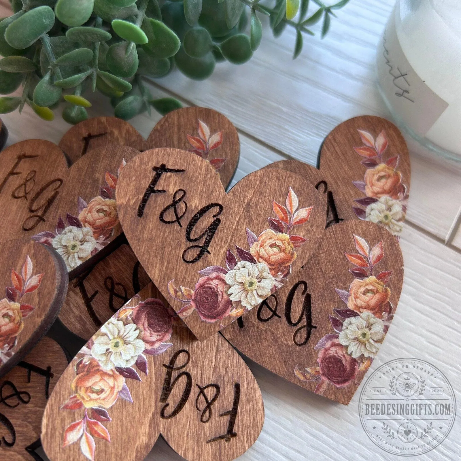 Personalized Wooden Heart Wedding Pins, Custom Floral Boutonniere Favors for Guests